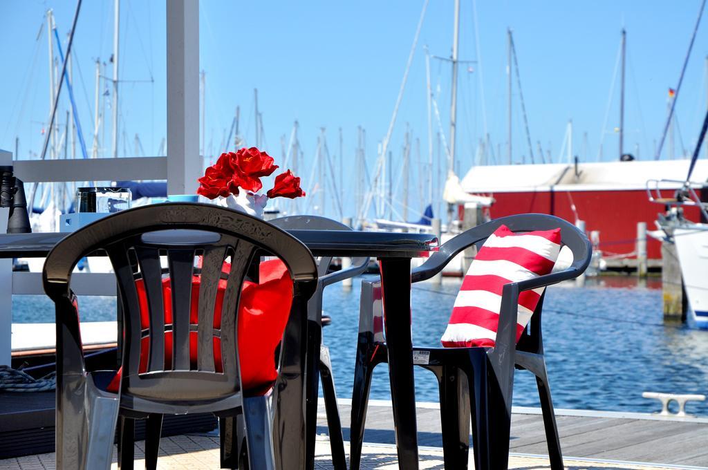 Bestmarine Waterchalets Flevo Marina Λέλυσταντ Δωμάτιο φωτογραφία